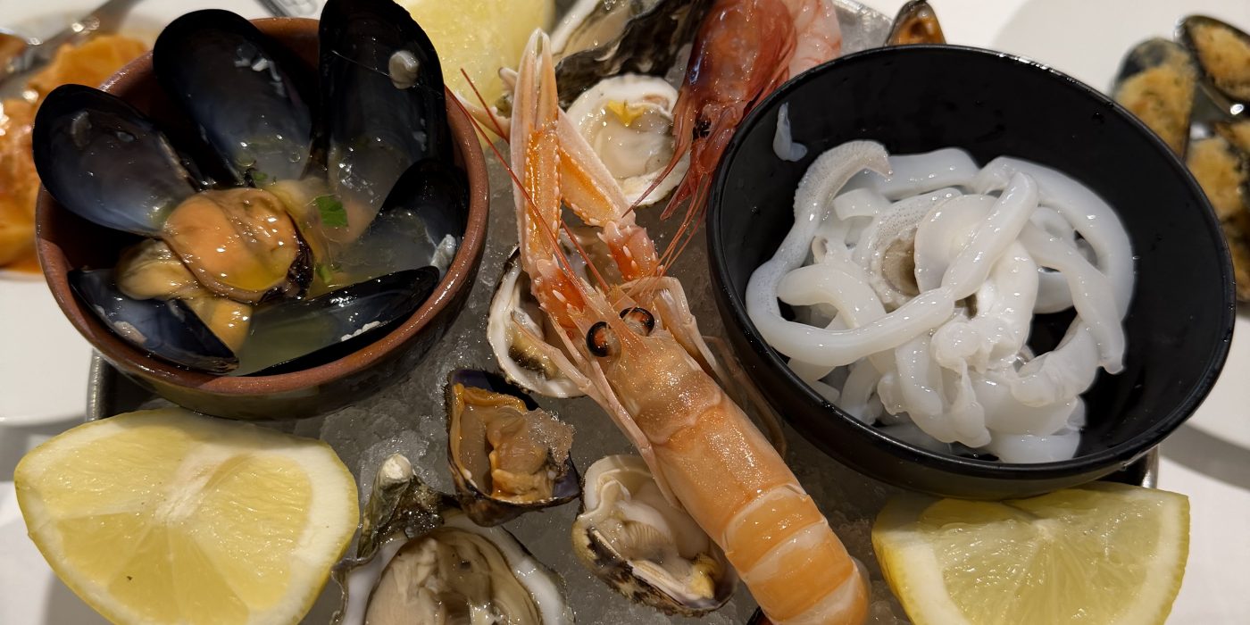 Ai 2 Ghiottoni Bari Review: Epic Seafood Feast in Puglia You’ll Never Forget